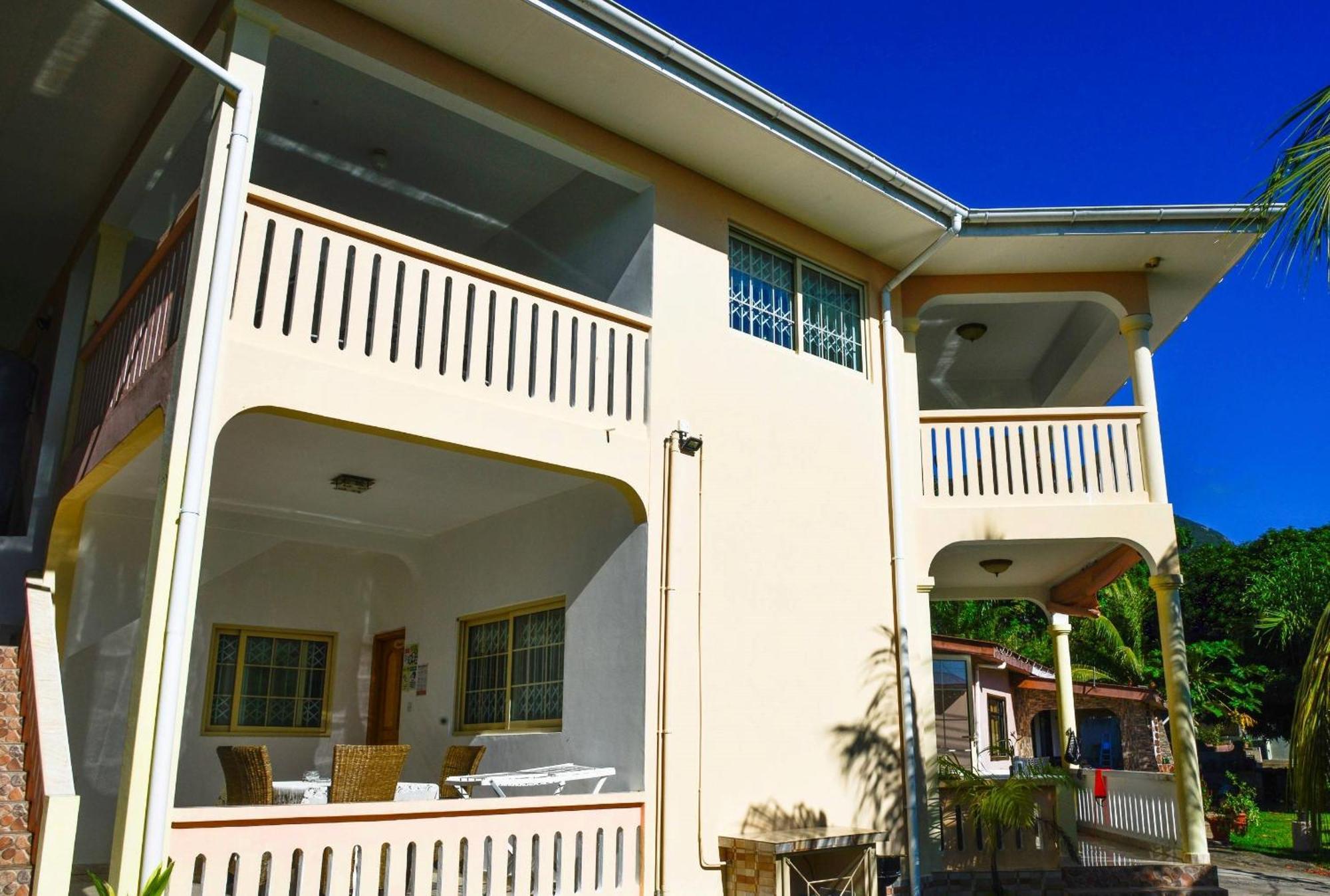 Korrine'S Cottage Horizon Beau Vallon  Eksteriør billede